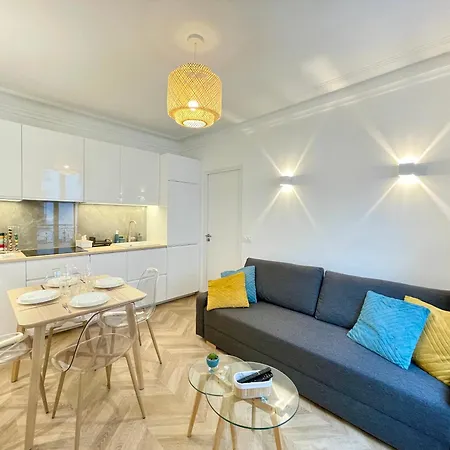 Paris-alesia Super 2 Pièces De 39m2 - Très Cosy Pour 1 - 5 Personnes Totalement Refait à Neuf -entire Luxurious And Warm -paris Alesia 14ème - Proche Aéroport Paris-orly - Parc Des Expositions Porte De Versailles Free Wifi Gratu *