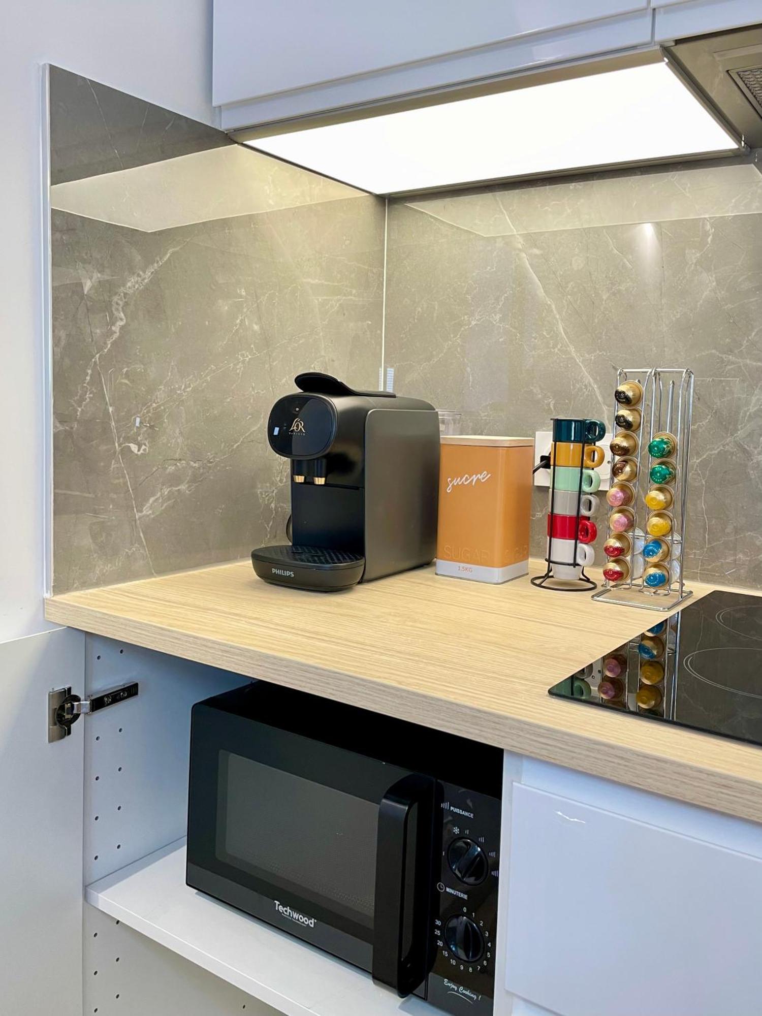 Appartamento Paris-alesia Super 2 Pieces De 39m2 - Tres Cosy Pour 1 - 5 Personnes Totalement Refait A Neuf -entire Luxurious And Warm -paris Alesia 14eme - Proche Aeroport Paris-orly - Parc Des Expositions Porte De Versailles Free Wifi Gratu Parigi