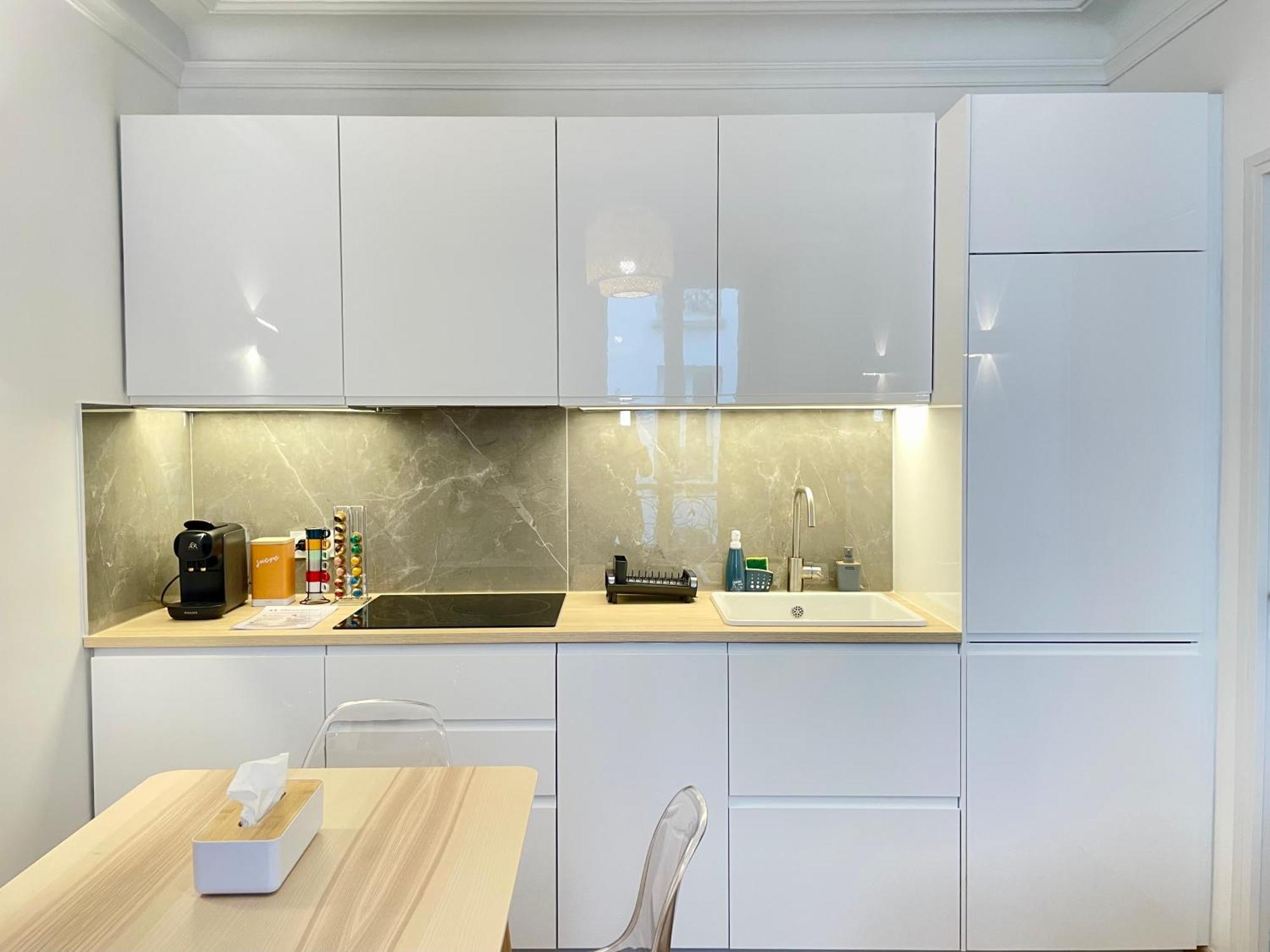 Appartamento Paris-alesia Super 2 Pieces De 39m2 - Tres Cosy Pour 1 - 5 Personnes Totalement Refait A Neuf -entire Luxurious And Warm -paris Alesia 14eme - Proche Aeroport Paris-orly - Parc Des Expositions Porte De Versailles Free Wifi Gratu Parigi