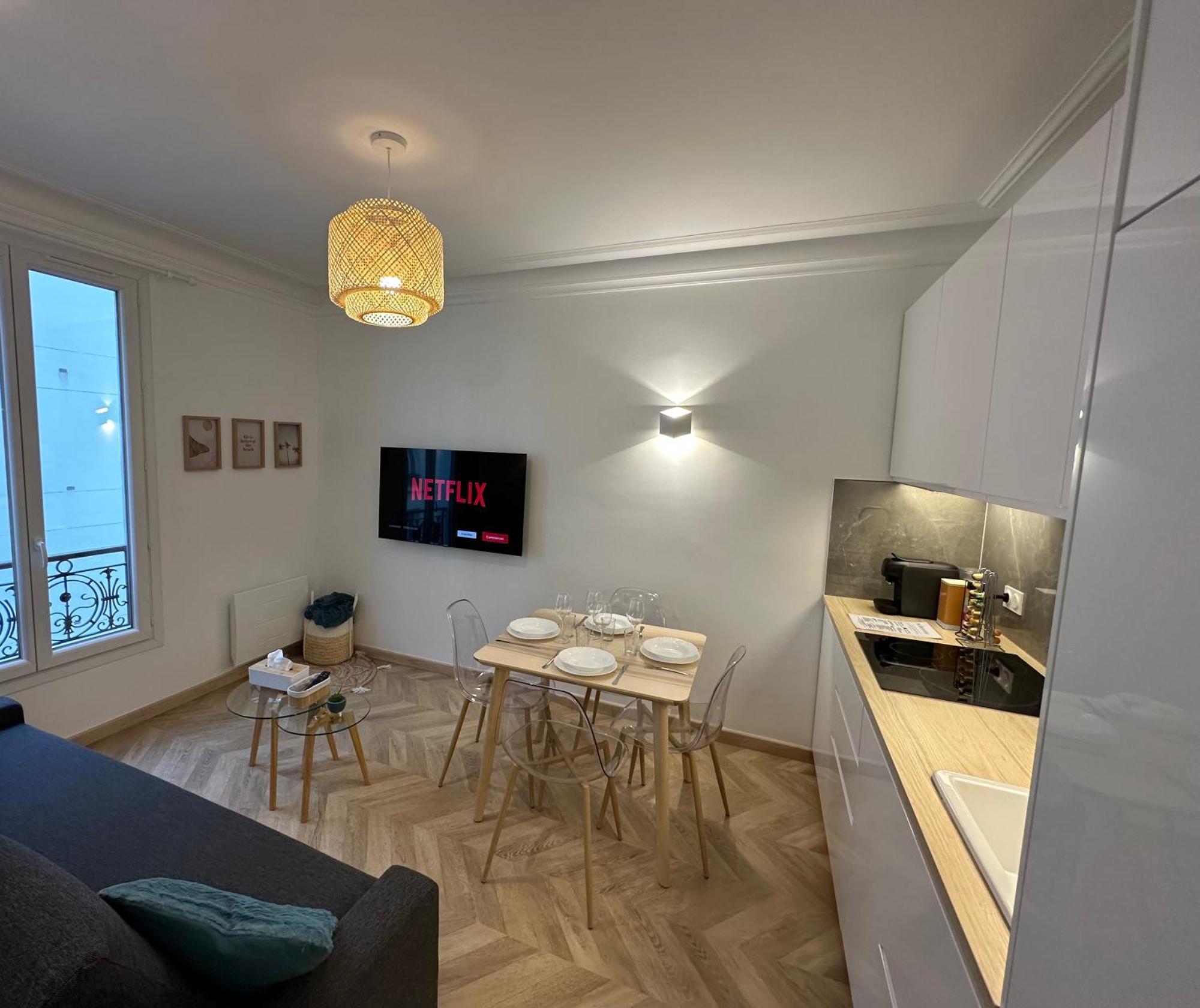 Paris-alesia Super 2 Pieces De 39m2 - Tres Cosy Pour 1 - 5 Personnes Totalement Refait A Neuf -entire Luxurious And Warm -paris Alesia 14eme - Proche Aeroport Paris-orly - Parc Des Expositions Porte De Versailles Free Wifi Gratu Parigi