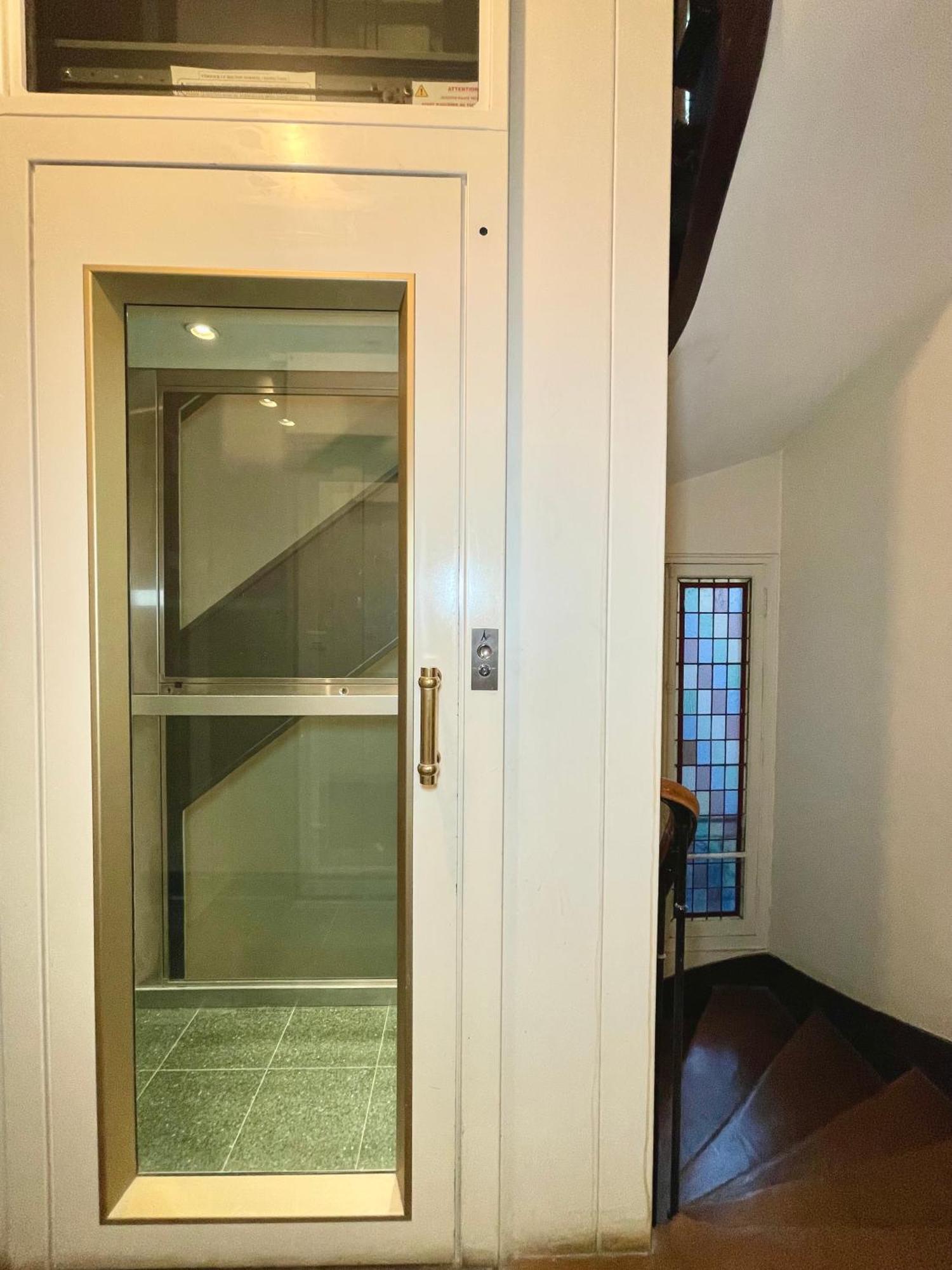 Appartamento Paris-alesia Super 2 Pieces De 39m2 - Tres Cosy Pour 1 - 5 Personnes Totalement Refait A Neuf -entire Luxurious And Warm -paris Alesia 14eme - Proche Aeroport Paris-orly - Parc Des Expositions Porte De Versailles Free Wifi Gratu